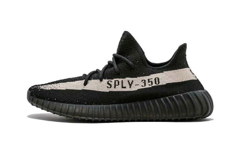 Yeezy Boost 350 V2 Oreo