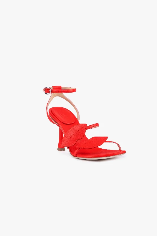 Beta Kiss Round Toe Sandal With Lip Red