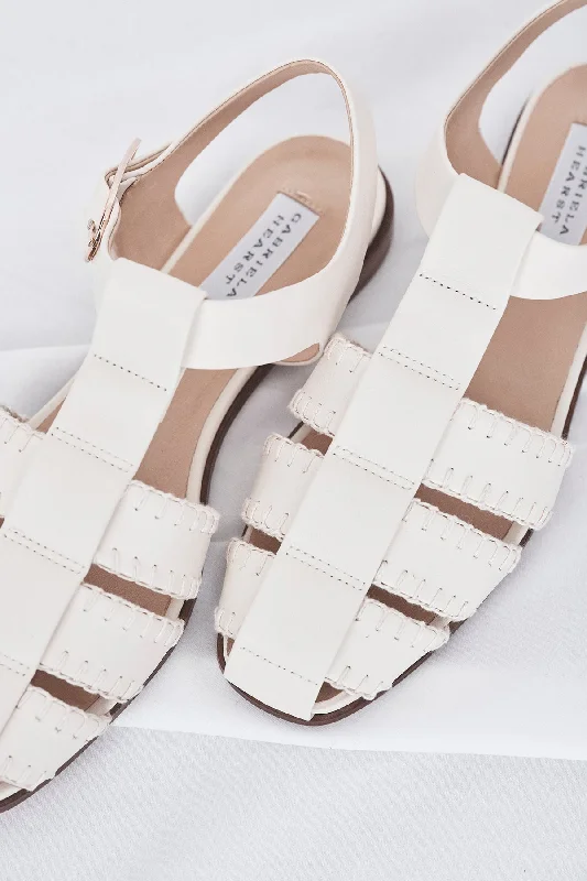 Lynn Flat Sandal in Cream Nappa Leather with Stitch