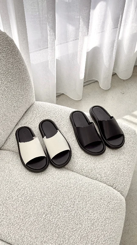 Nellie Sandals - Black