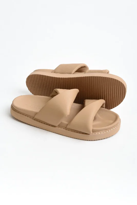 Tactful Nude Leather Slide