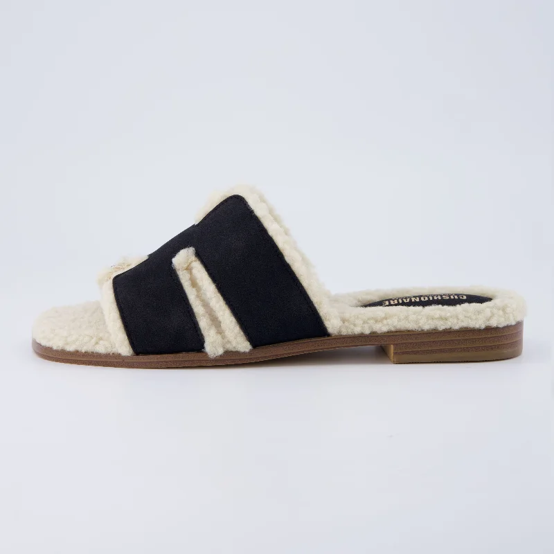 Voyage Fur Lined Flat Sandal