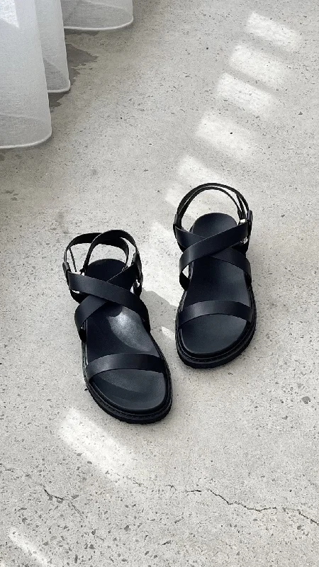 Zoelie Sandal - Black