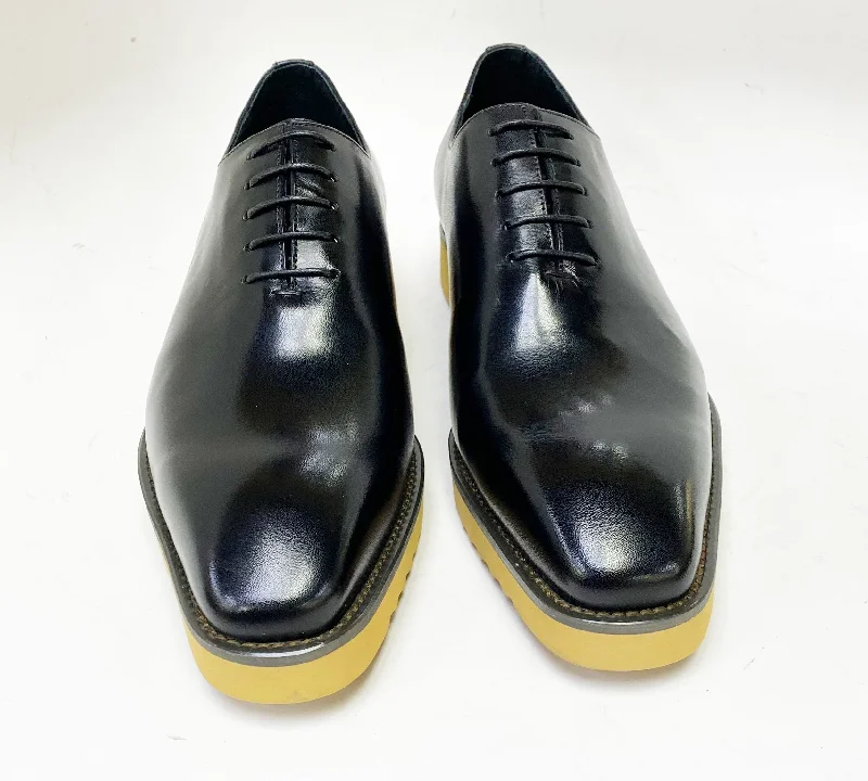 Burnished Calfskin Lace-Up Shoe Black